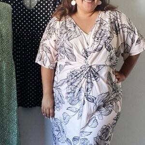 Floral Print Cream Dress Size 1X